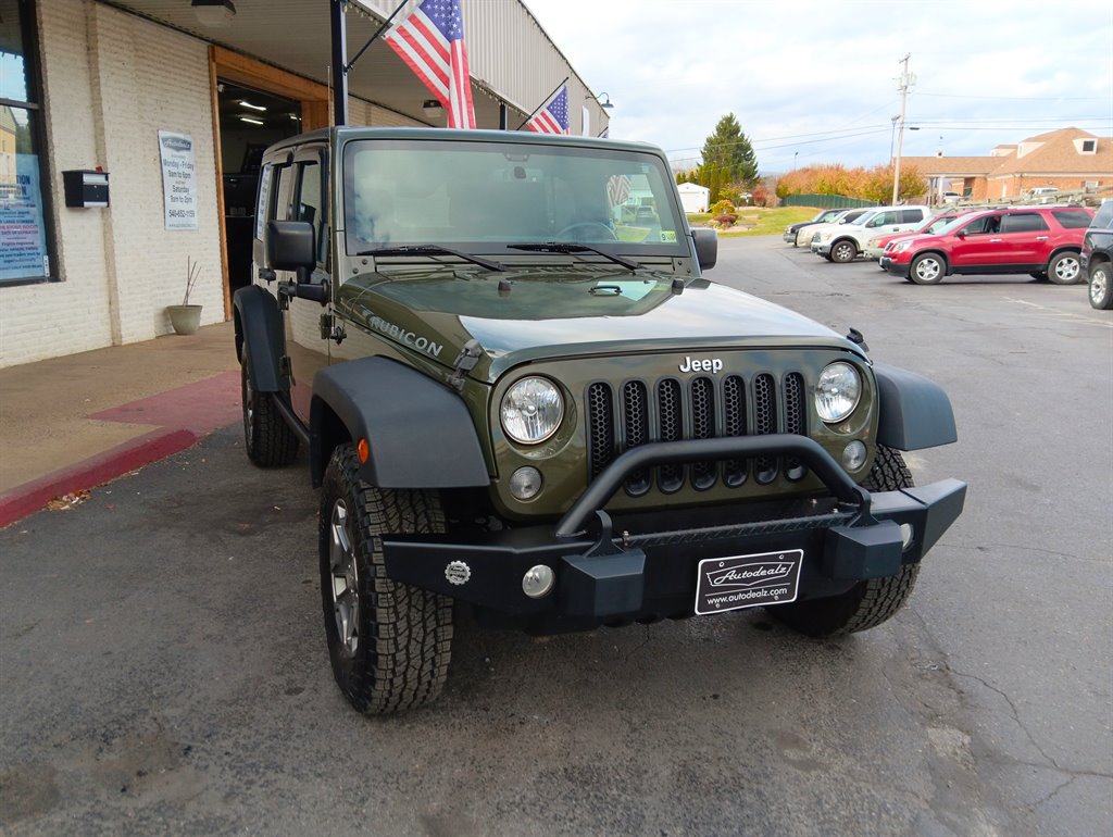 2015 Jeep Wrangler Unlimited Rubicon photo 5