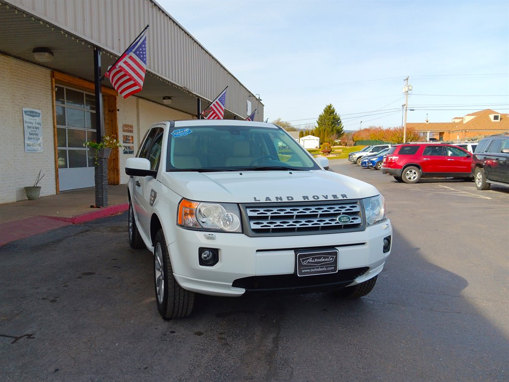 2012 Land Rover LR2 Base photo 5