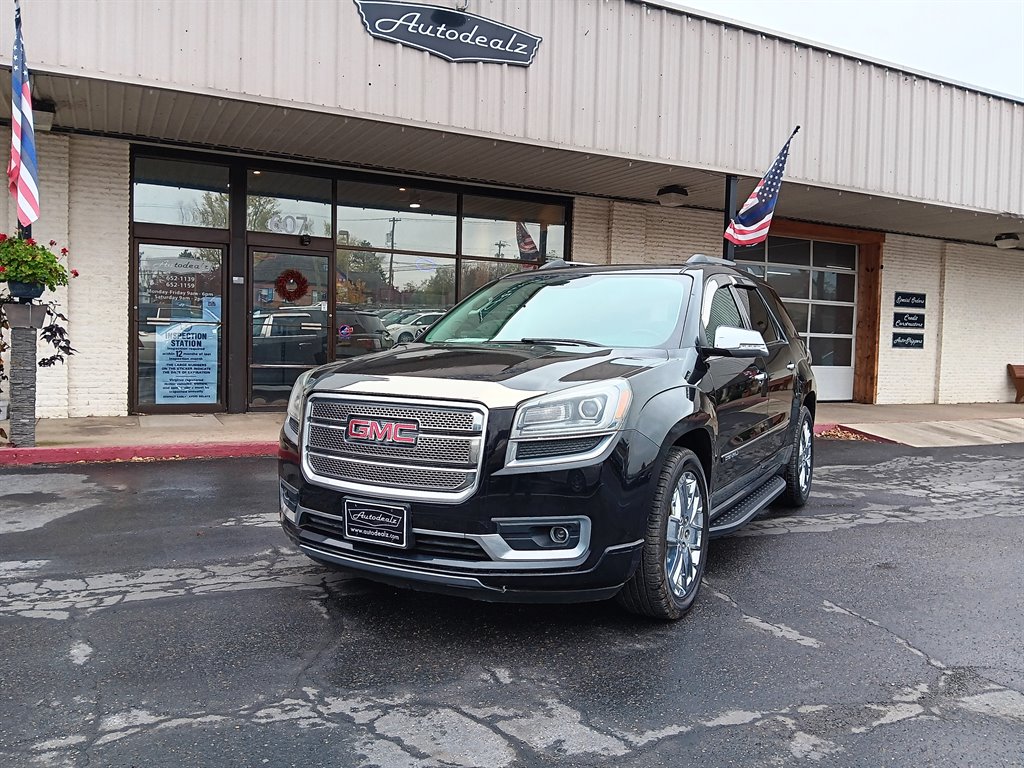 2013 GMC Acadia Denali's photo