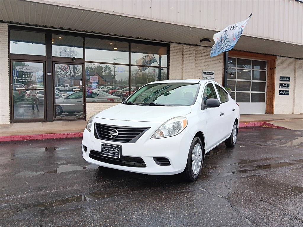 2014 Nissan Versa Sedan S